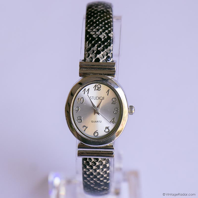 Vintage Studio Bangle Watch for Ladies | Tiny Silver-tone  display picture 1