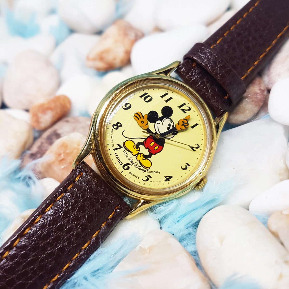 Lorus V515-6000 A1 Watch | 90s Mickey Mouse Vintage Japan  display picture 1
