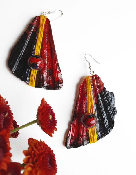 Deep Red Handpainted Earrings | Seashell Handmade Jewelry - Vintage Radar