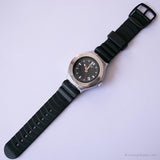 2004 Swatch Mano maestra YNS420 reloj | Negro vintage Swatch Ironía