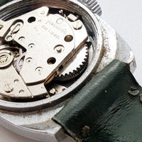 Mécanique du calendrier Sorienter des années 1970 montre pour les pièces et la réparation - ne fonctionne pas