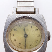 1972 مطلي بالكروم Timex ساعة السيدات لقطع الغيار والإصلاح - لا تعمل