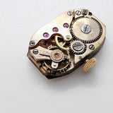 Art déco des années 1960 femmes mécaniques montre pour les pièces et la réparation - ne fonctionne pas