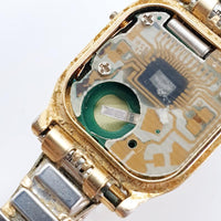 Rettangolare Timex Q orologio digitale in quarzo per parti e riparazioni - non funziona
