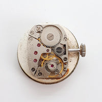 Luch Fabriqué en URSS Soviet Era montre pour les pièces et la réparation - ne fonctionne pas