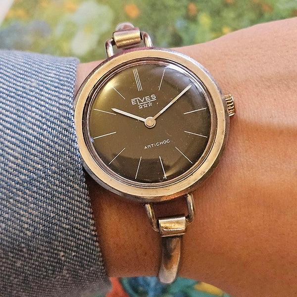 Elfos vintage anticichoc reloj para mujeres Pequeño reloj de
