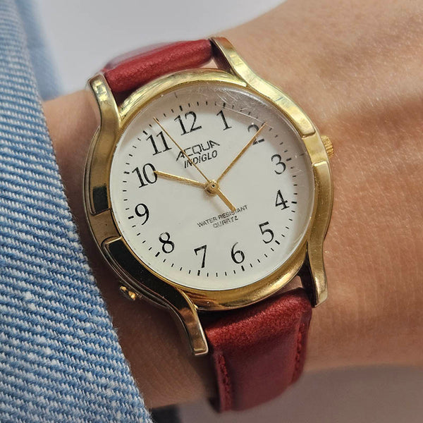 Vintage Gold-tone Acqua Indiglo Quartz Watch for Ladies Red Strap