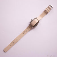 Vintage Minimalist Carriage Watch for Ladies with Beige Leather Strap