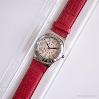 1995 Swatch YLS103 Red Amazon Uhr | Vintage Silver-Tone Swatch Ironie