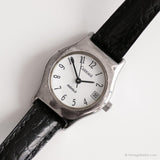 Transporte vintage por Timex reloj para ella | Muñeco de pulsera de fecha de tono plateado