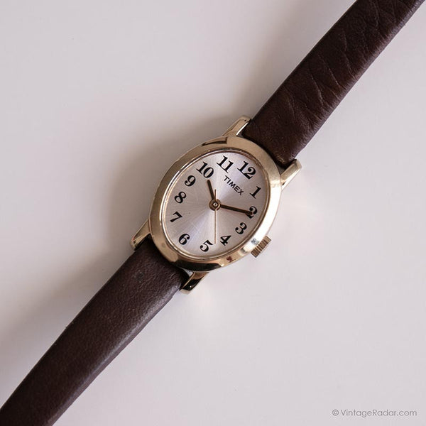 Ovale vintage Timex montre Pour les femmes | Quartz en cuir décontracté montre