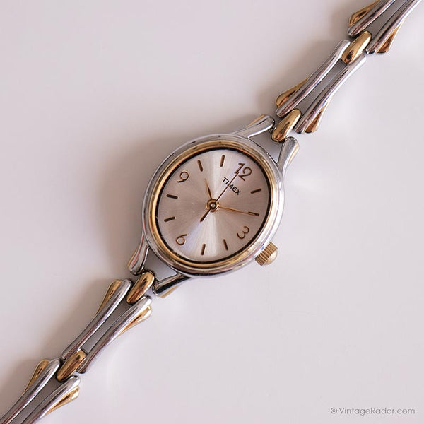 كلاسيكي Timex سوار ساعة للسيدات | ساعة معصم فولاذية نغمة