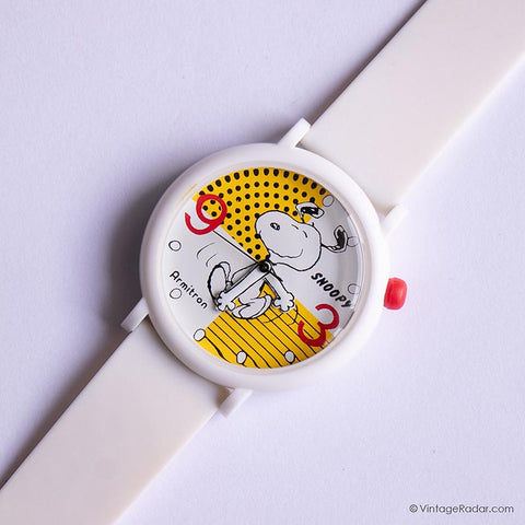 Arachides Snoopy des années 1990 Armitron montre | Montres de personnages rares
