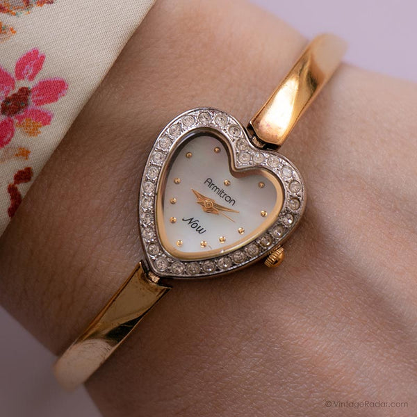Ancien Armitron En forme de cœur montre | Cadeau de la Saint-Valentin montre