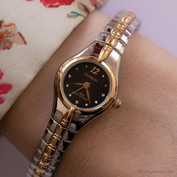 Vintage Small Two-Tone Armitron Uhr | Damen schwarzes Zifferblatt Armbanduhr
