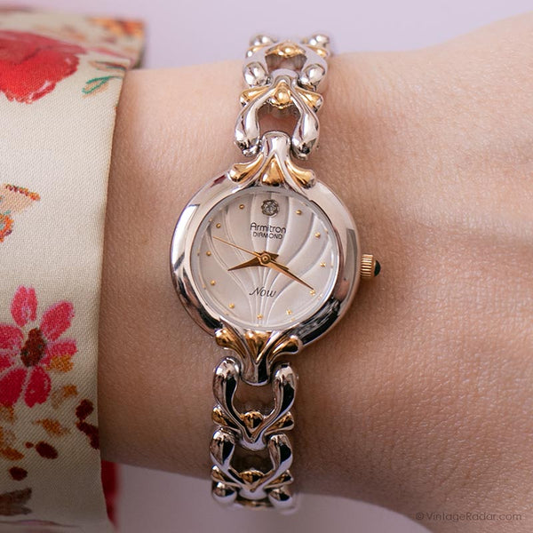 Antiguo Armitron Vestido de diamante reloj | Marque redondo de dos tonos de pulsera