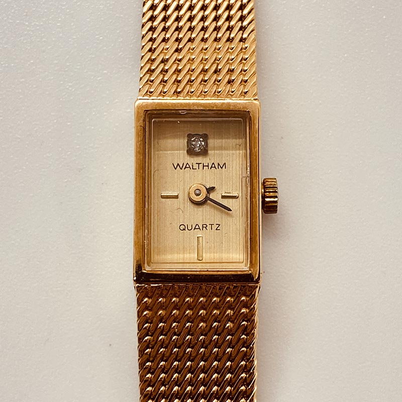 Woman’s Waltham Gold-Tone Rectangular Quartz Watch STUNNING Vintage Gold Tone Waltham Ladies Watch W/ Onyx  main image 4