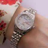 Mère vintage du cadran des perles montre par Armitron | Date montre pour femme