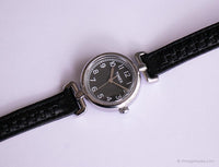 Quadrante nero vintage Timex Guarda | Orologio casual di tono d'argento per le donne