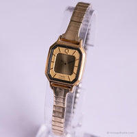 Vintage Elegant Timex Digital Watch | Ladies Rectangular Wristwatch