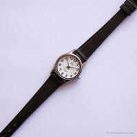 Vintage Q & Q Quarz Uhr für Damen | Erschwinglicher Silber-Ton Uhr