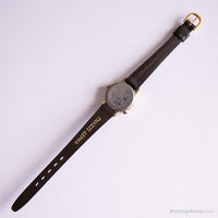 Vintage Light -up -Zifferblatt Uhr von Timex | Goldton-Quarz Uhr für Sie