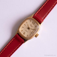 Small Vintage rectangulaire montre par Timex | Mesdames Chic Red Strap montre
