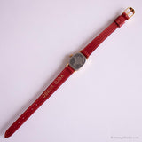 Small Vintage rectangulaire montre par Timex | Mesdames Chic Red Strap montre