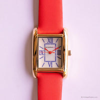 Tone d'or vintage Isaac Mizrahi Dames rectangulaires montre avec sangle rouge