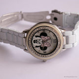 كلاسيكي Minnie Mouse ساعة نسائية مرصعة بالأحجار الكريمة وسوار باللون الأبيض