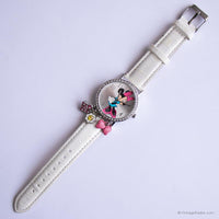 Tono plateado vintage Minnie Mouse reloj con encantos y correa blanca