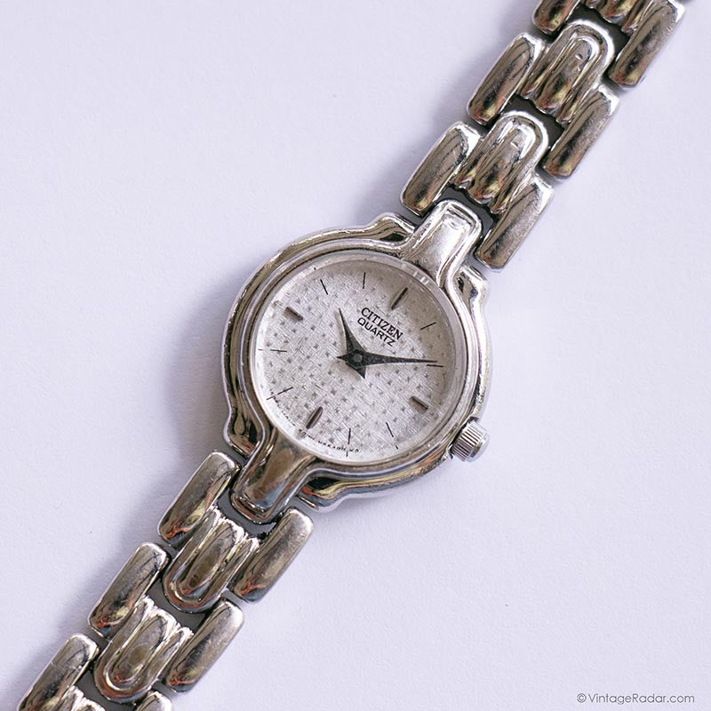 Citizen Ladies Watch Very Rare Vintage Two-Tone Case Gray Dial Silver Bracelet Vintage Citizen Silver & Gold Two Tone Womens Eco-drive  main image 4