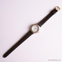 Vintage pequeño carro minimalista reloj para ella con dial blanco