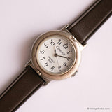 Piccolo orologio da carrello minimalista vintage per lei con quadrante bianco