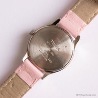 Tono plateado vintage Timex reloj para damas con correa de cuero rosa