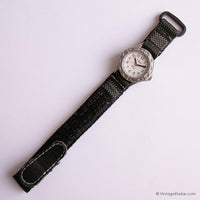 Antiguo Timex Deportes reloj para mujeres | Pequeño reloj de pulsera de tono plateado