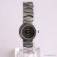 Vintage -Kutsche Indiglo Uhr für sie | Schwarz-Dial-Silber-Ton Uhr