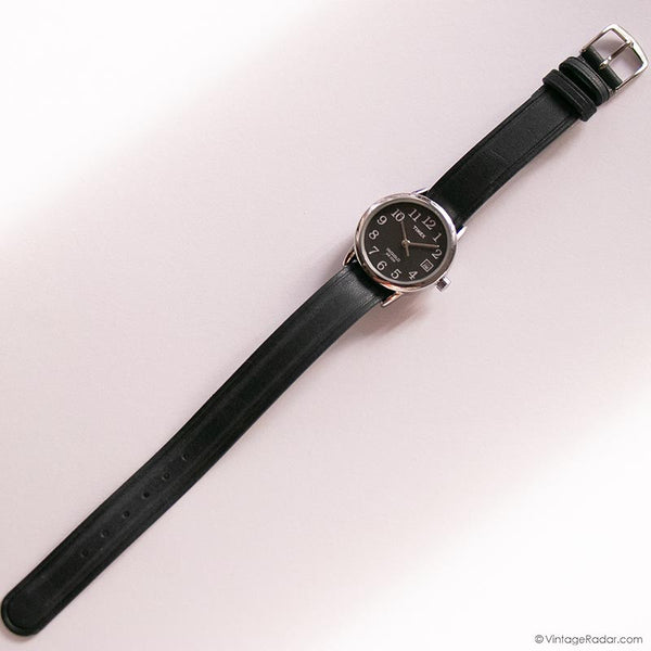 Ancien Timex Résistant à l'eau montre pour les femmes cadran blanches – Vintage Radar Ancien Timex Résistant à l'eau montre pour les femmes cadran blanches – Vintage Radar