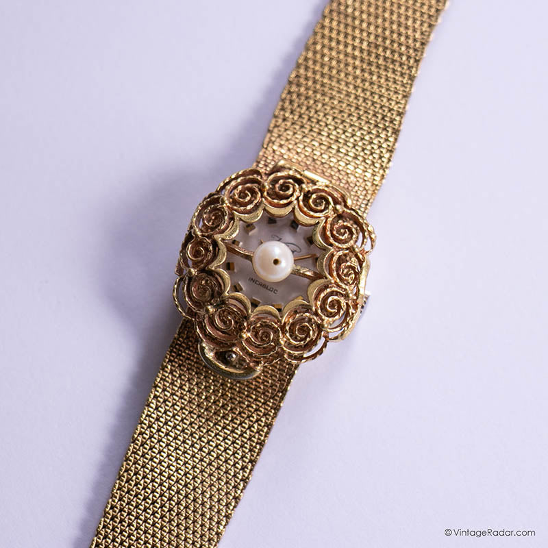 Golden Hour : Une Montre Doré Or à Quartz Analogique Tendance Et Minimaliste En Acier Inoxydable