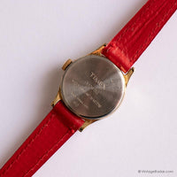 Pequeño tono de oro vintage Timex reloj para mujeres con correa de cuero rojo