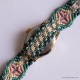 Vintage winzig Timex Quarz Uhr Für Damen mit bunten Textilriemen