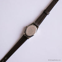 Cuarzo agudo vintage reloj para mujeres | Pequeño tono de plata ovalado reloj
