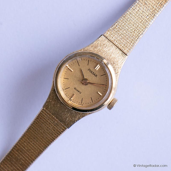 Tone d'or vintage Pulsar montre Pour les dames avec bracelet à ton or