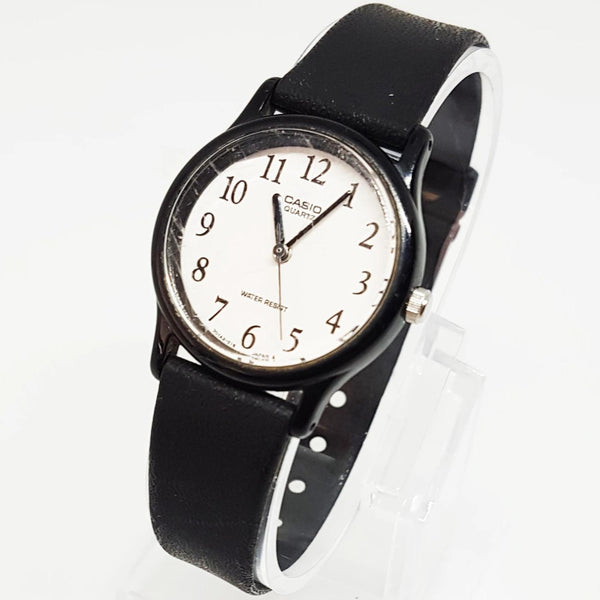 Vintage Minimalist Casio Watch | Classic Black and White Casio Wristwatch - Vintage Radar
