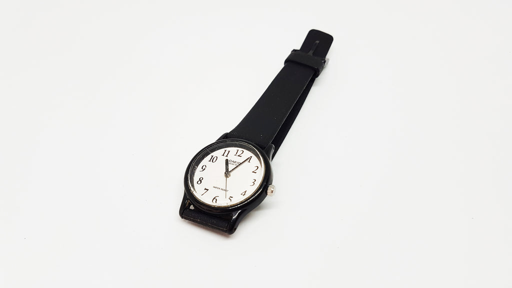 Vintage Minimalist Casio Watch | Classic Black and White Casio Watch ...