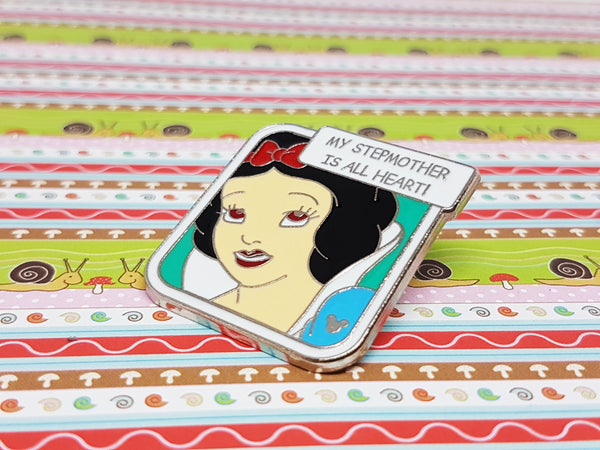 Snow White Enamel Pin | Retro Disney Lapel Pin - Vintage Radar