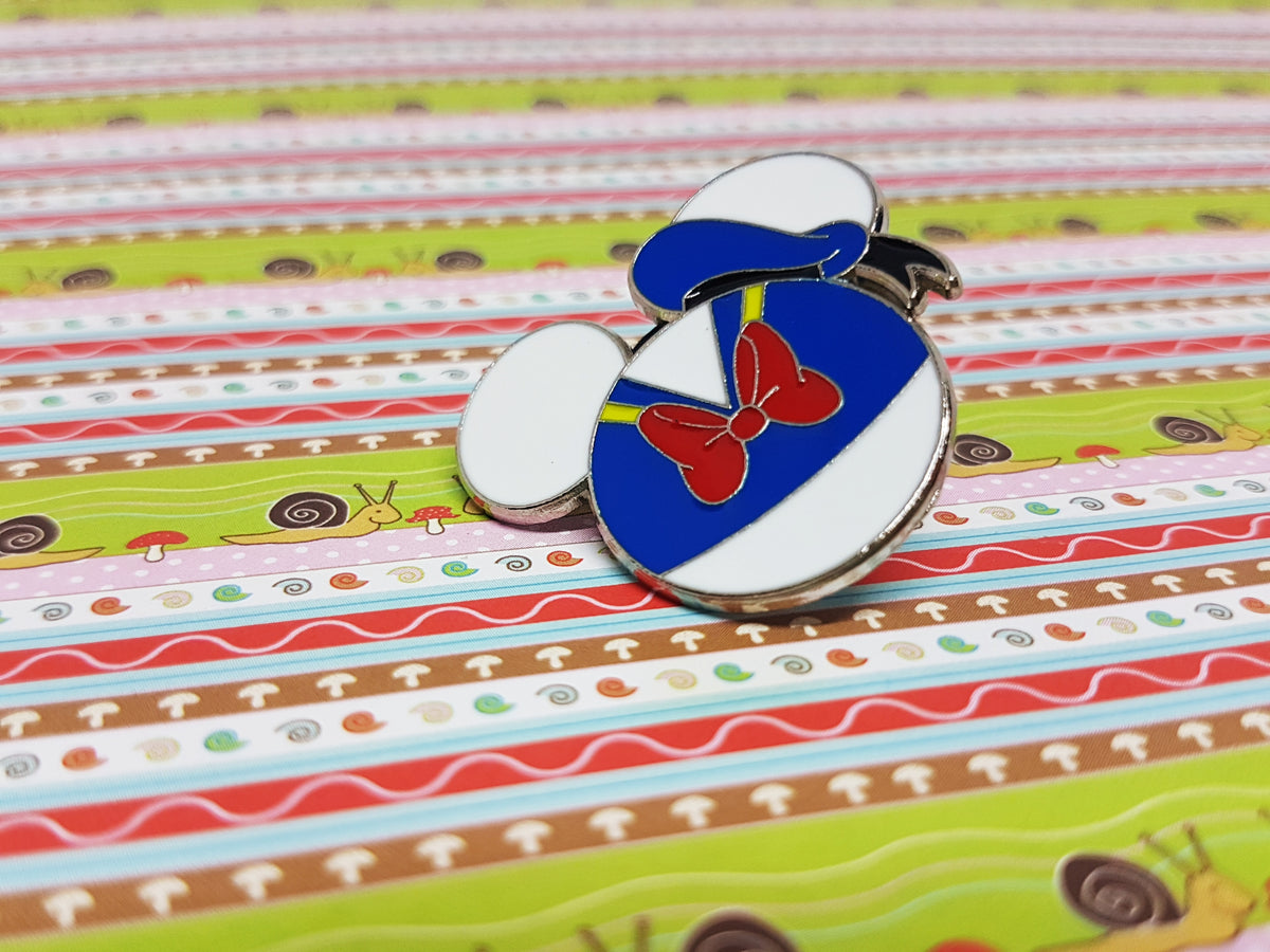 Cute Donald Duck Enamel Pin Disney Lapel Pin