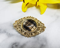 Chic Gold-tone Antique Brooch, Check Print Detail - Vintage Radar