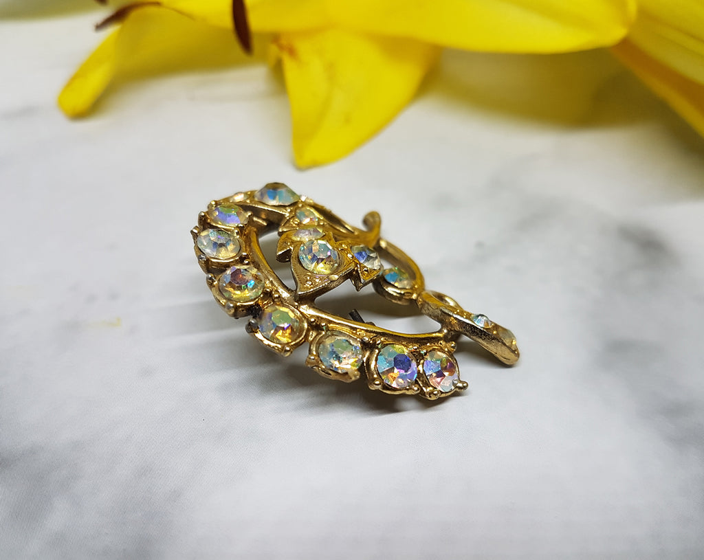 Vintage Delicate Gold-tone Brooch with Semi-Precious Stones ...