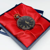 Bolsillo de marcado negro reloj con detalles de tono de oro | Relojes de estilo antiguo